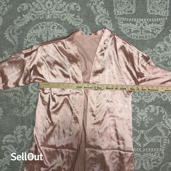 Women's Pink Satin Kimono Robe w/ Black Lace Trim Size M - Picture 4 of 5